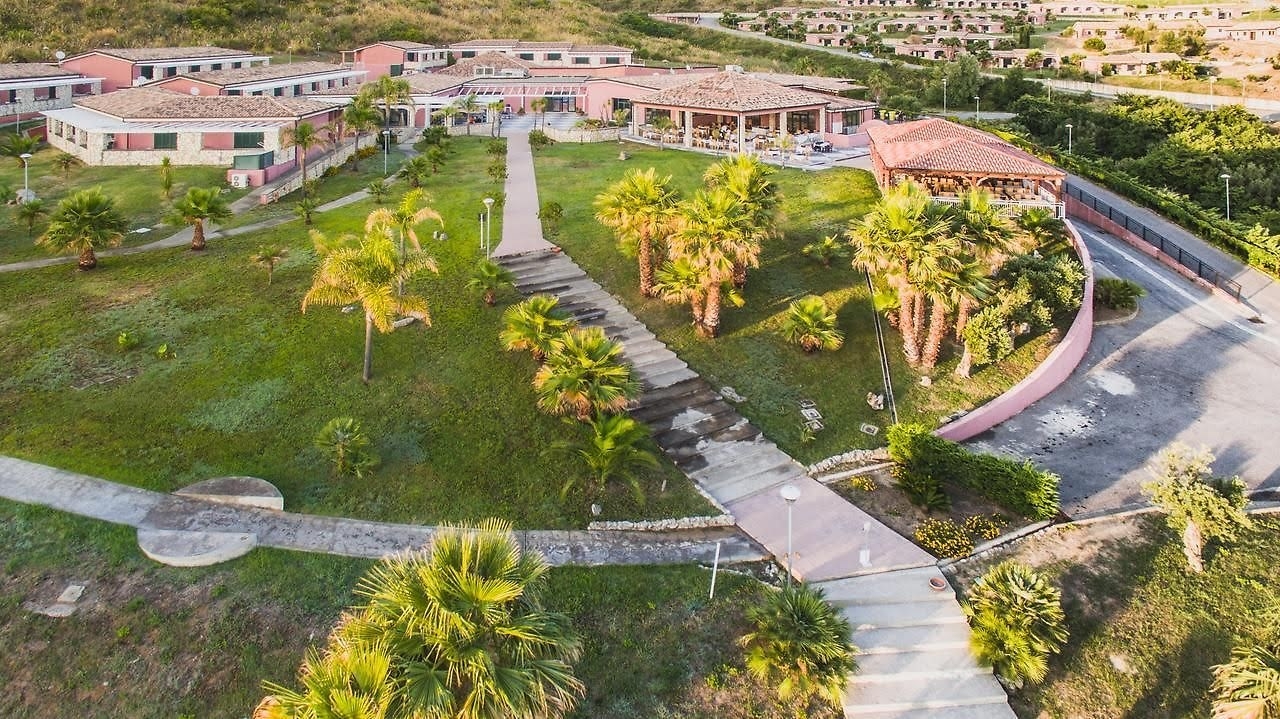 Nelema Bay Arcomagno Resort, Villaggio Club Calabria, Pensione Completa Animazione Mini Club, junior Club, Villaggio Calabria Sport animazione servizio spiaggia, Nelema Resort