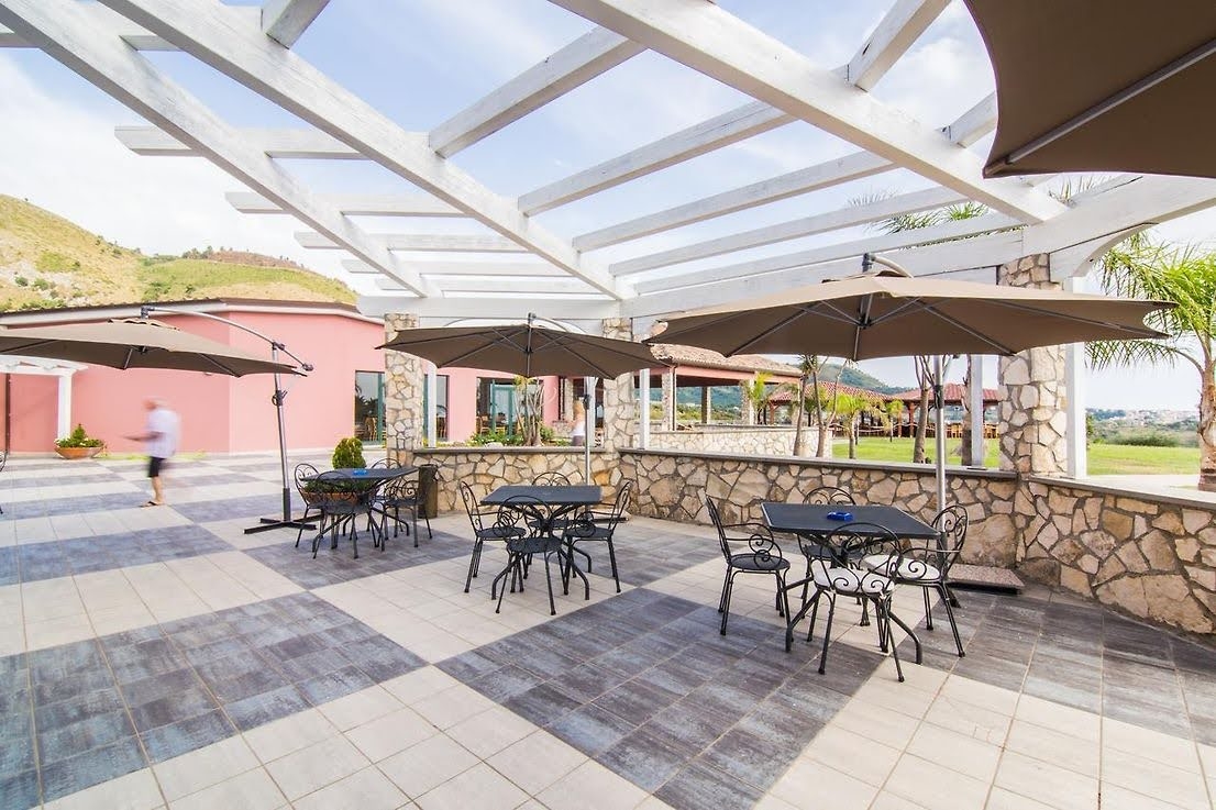 Nelema Bay Arcomagno Resort, Villaggio Club Calabria, Pensione Completa Animazione Mini Club, junior Club, Villaggio Calabria Sport animazione servizio spiaggia, Nelema Resort