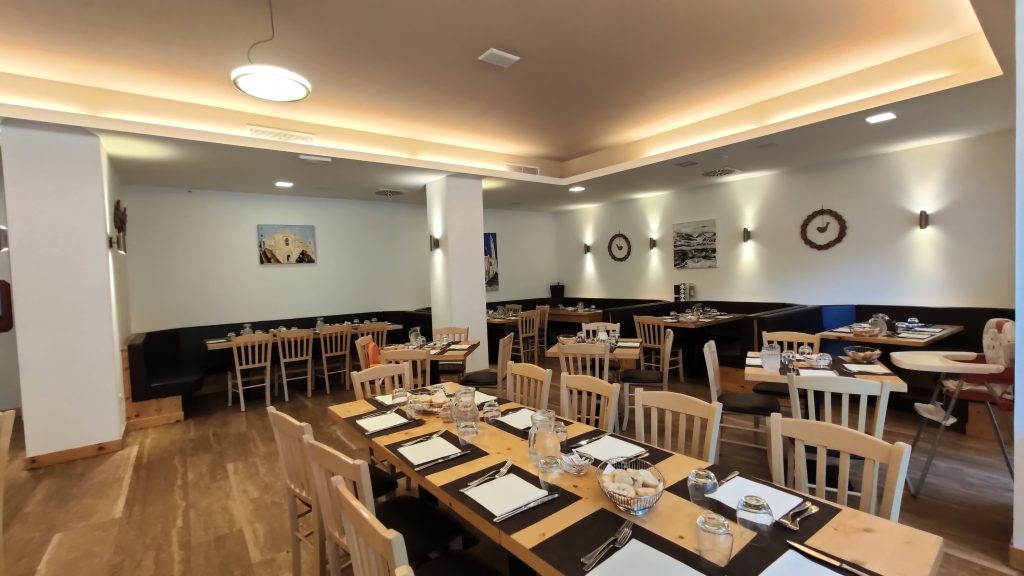 Hotel Principe Marmolada Cristoforo Travel