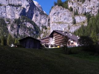 Hotel Principe Marmolada Cristoforo Travel